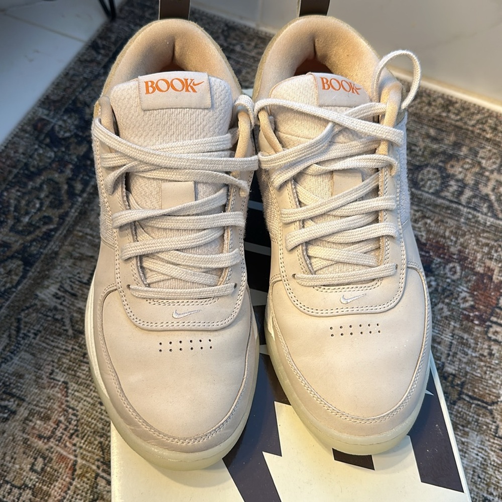 Nike Book 1